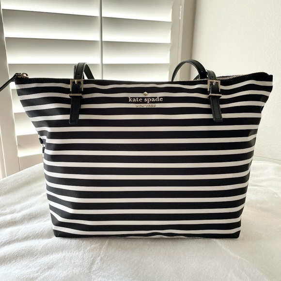 hayden sailing stripe top zip tote